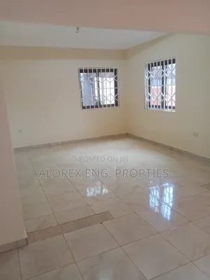 2bdrm Apartment in Adenta Amanfro, Frafraha for rent