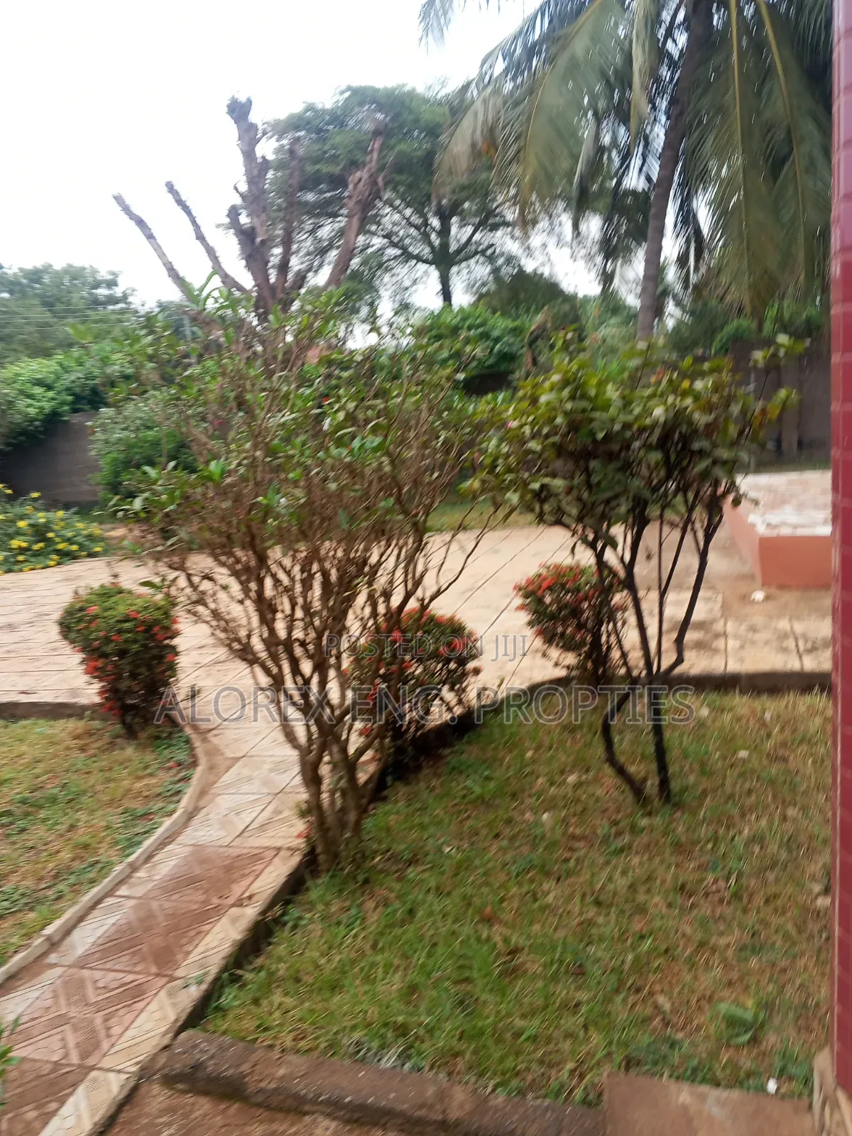2bdrm Apartment in Adenta Amanfro, Frafraha for rent