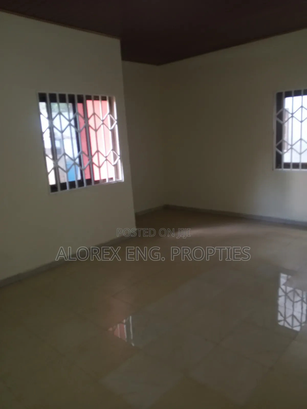 2bdrm Apartment in Adenta Amanfro, Frafraha for rent