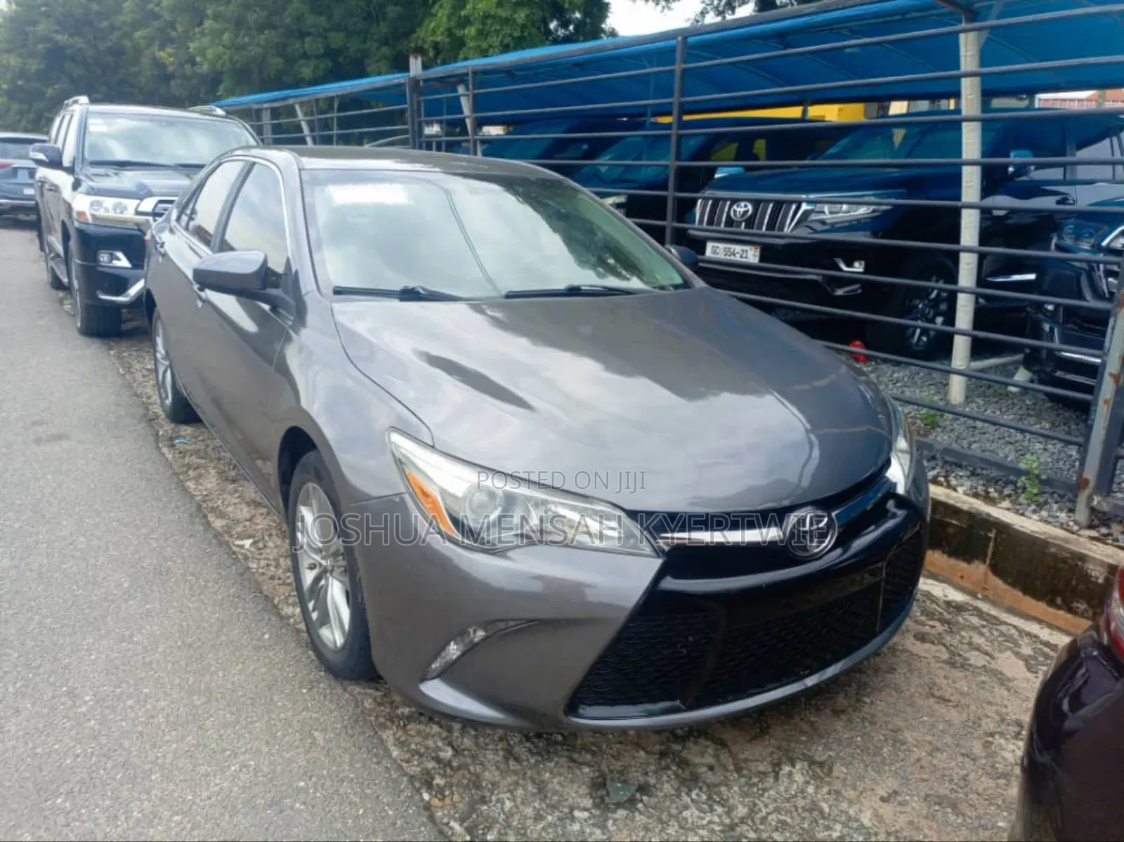 Toyota Camry SE 4dr Sedan (2.5L 4cyl 6A) 2017 Gray