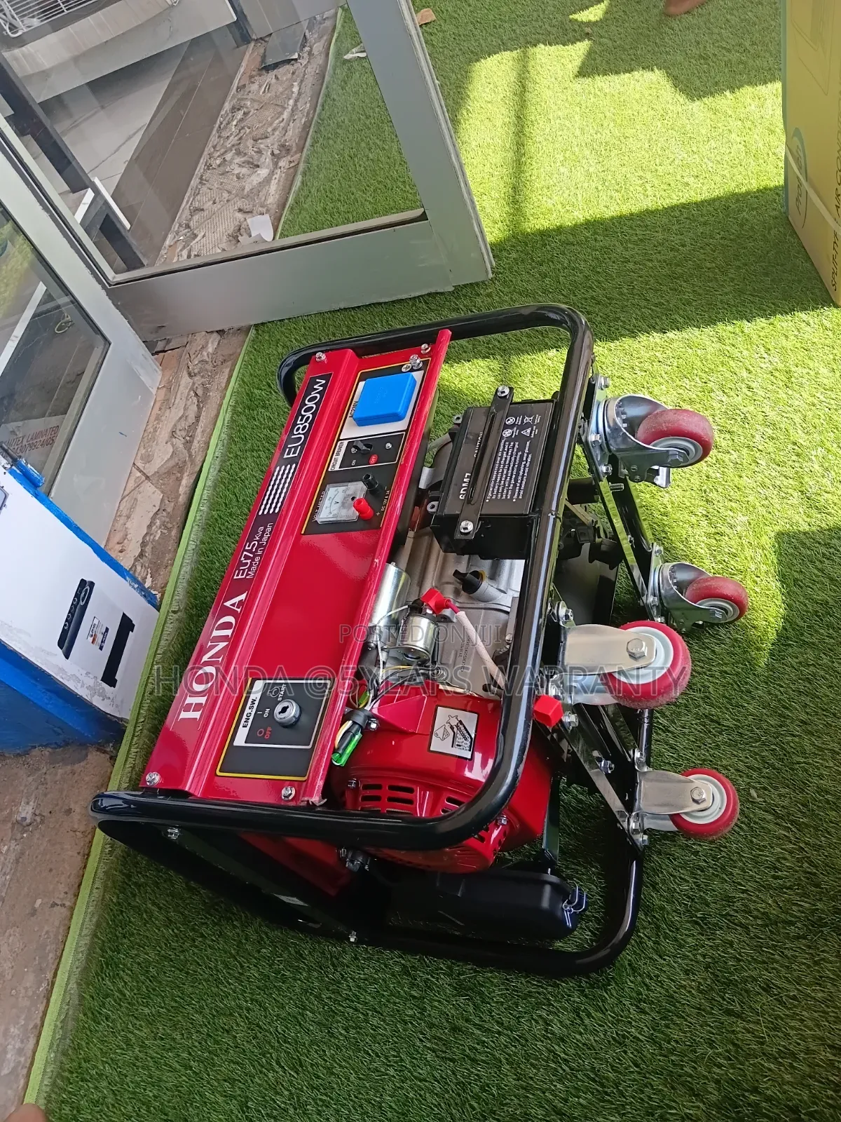 Honda Generator - Powers AC, Fridge Freezer