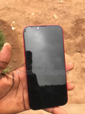 Apple iPhone 13 128 GB Red