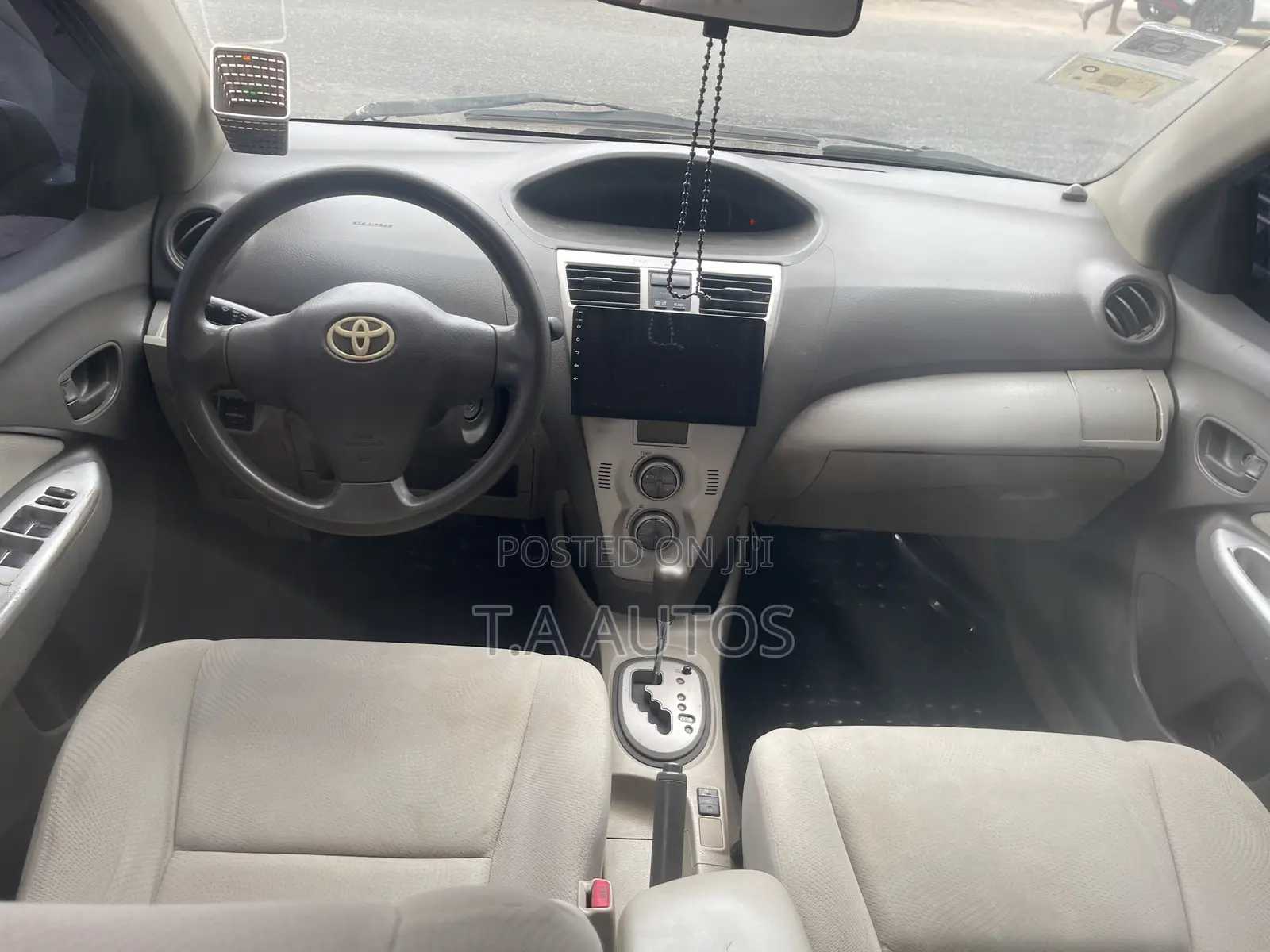 Toyota Belta 2010 Blue