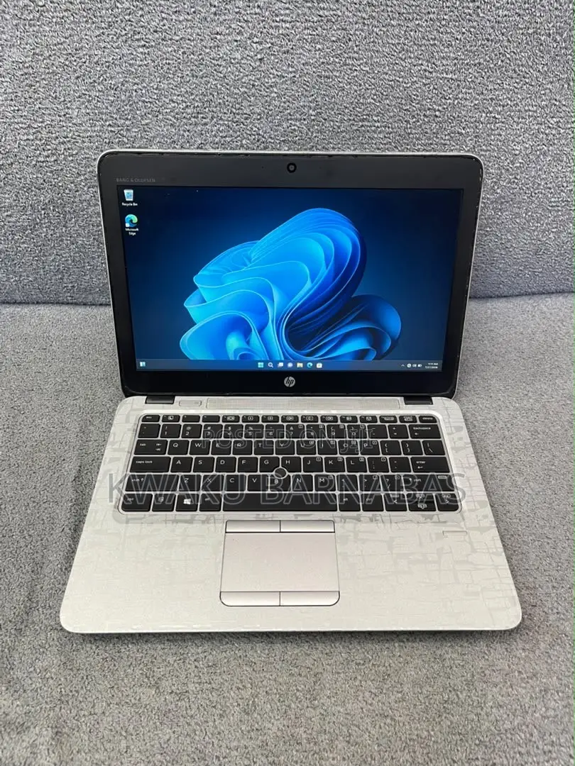 Laptop HP EliteBook 830 8GB Intel Core i5 SSD 256GB