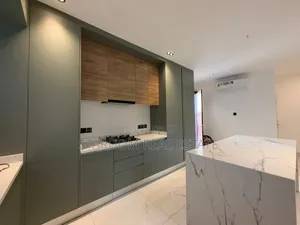 4bdrm Duplex in Adjiringanor, Ability for sale