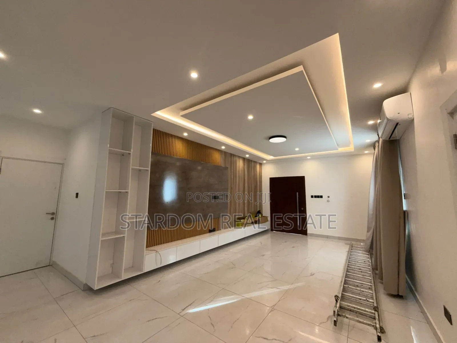 4bdrm Duplex in Adjiringanor, Ability for sale