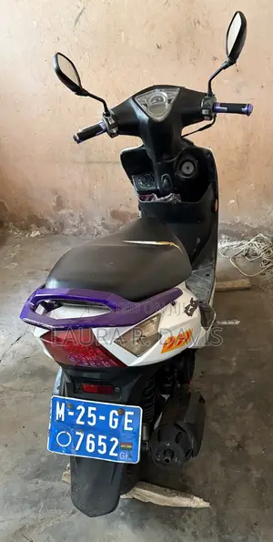 Kymco 2016 White