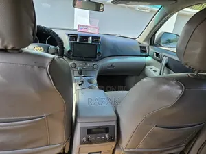 Toyota Highlander 2009 Silver