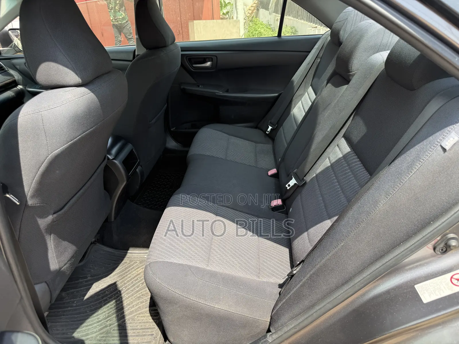 Toyota Camry LE 4dr Sedan (2.5L 4cyl 6A) 2016 Gray