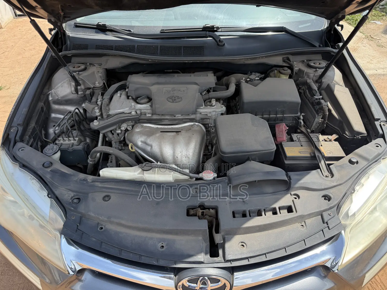 Toyota Camry LE 4dr Sedan (2.5L 4cyl 6A) 2016 Gray