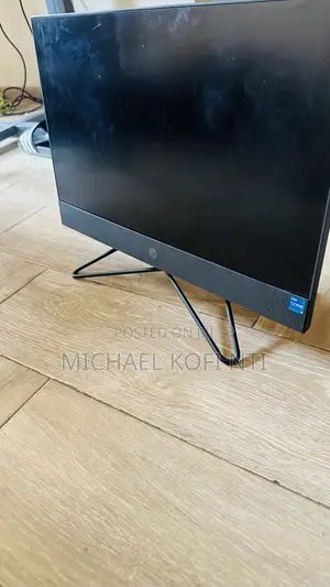 Desktop Computer HP 200 G4 All-in-One 8GB Intel Core i5 HDD 1T