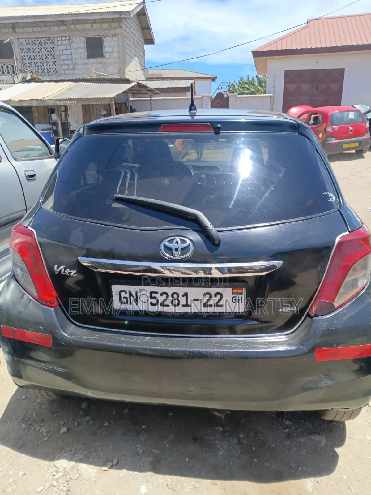 Toyota Vitz 2012 Black