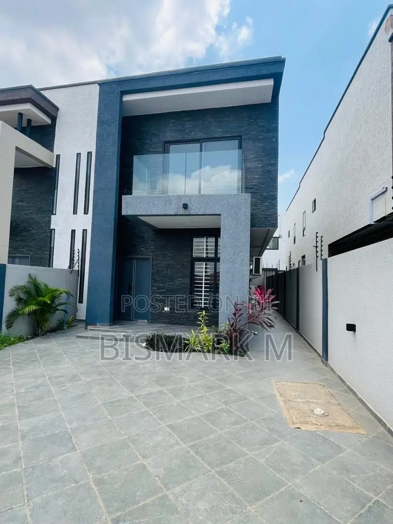 3bdrm House in East Legon for rent