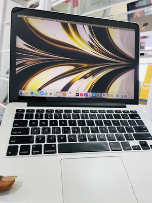 Laptop Apple MacBook Pro 2015 8GB Intel Core i5 SSD 256GB