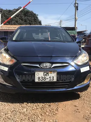 Hyundai Accent GLS 2013 Blue