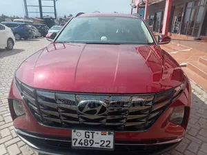 Hyundai Tucson 2022 Red