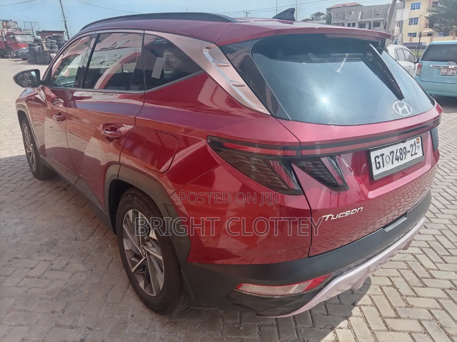 Hyundai Tucson 2022 Red