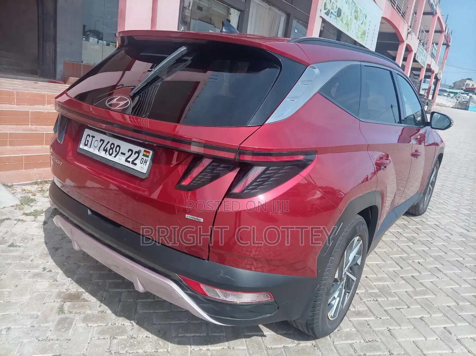 Hyundai Tucson 2022 Red