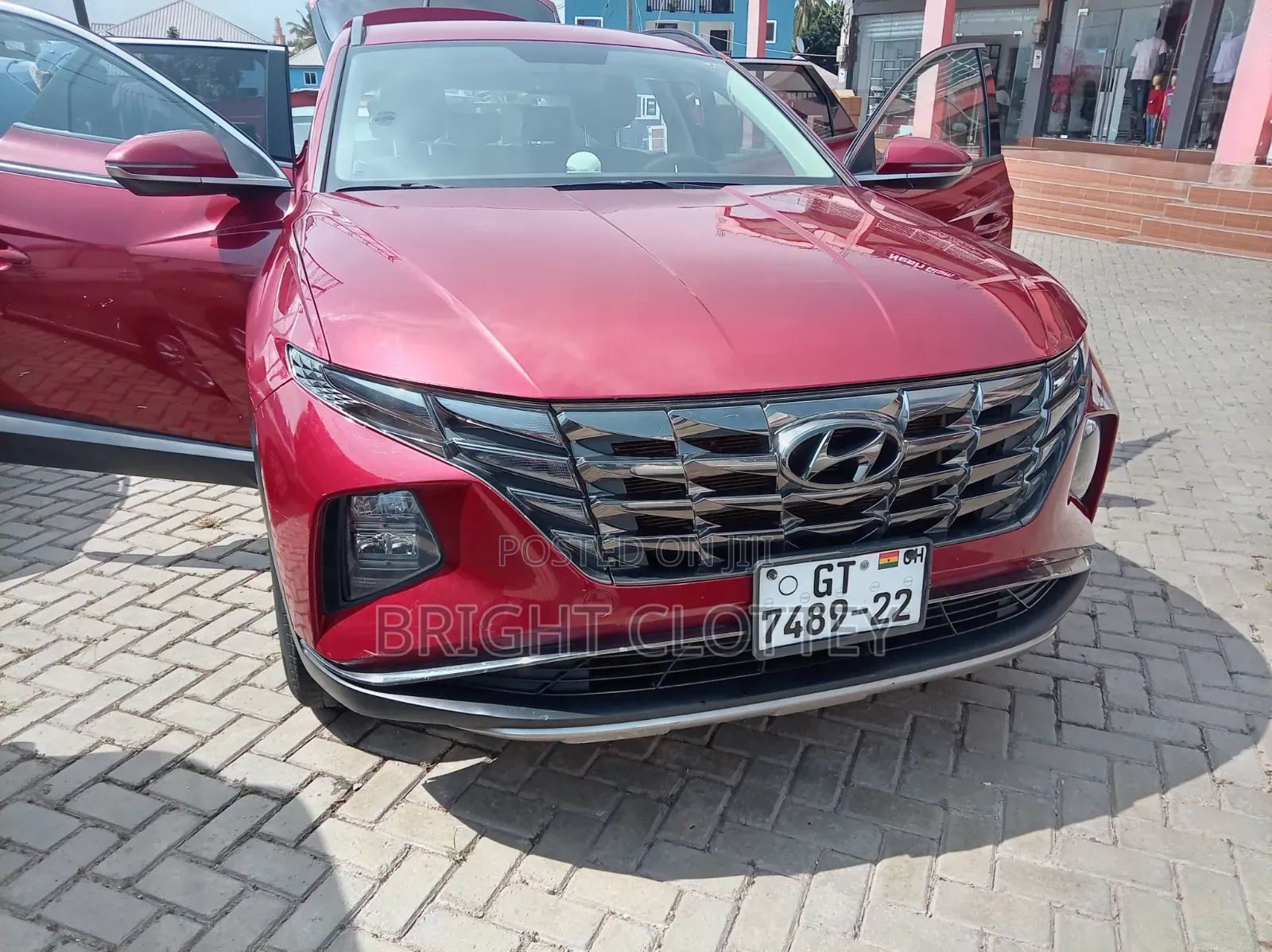 Hyundai Tucson 2022 Red