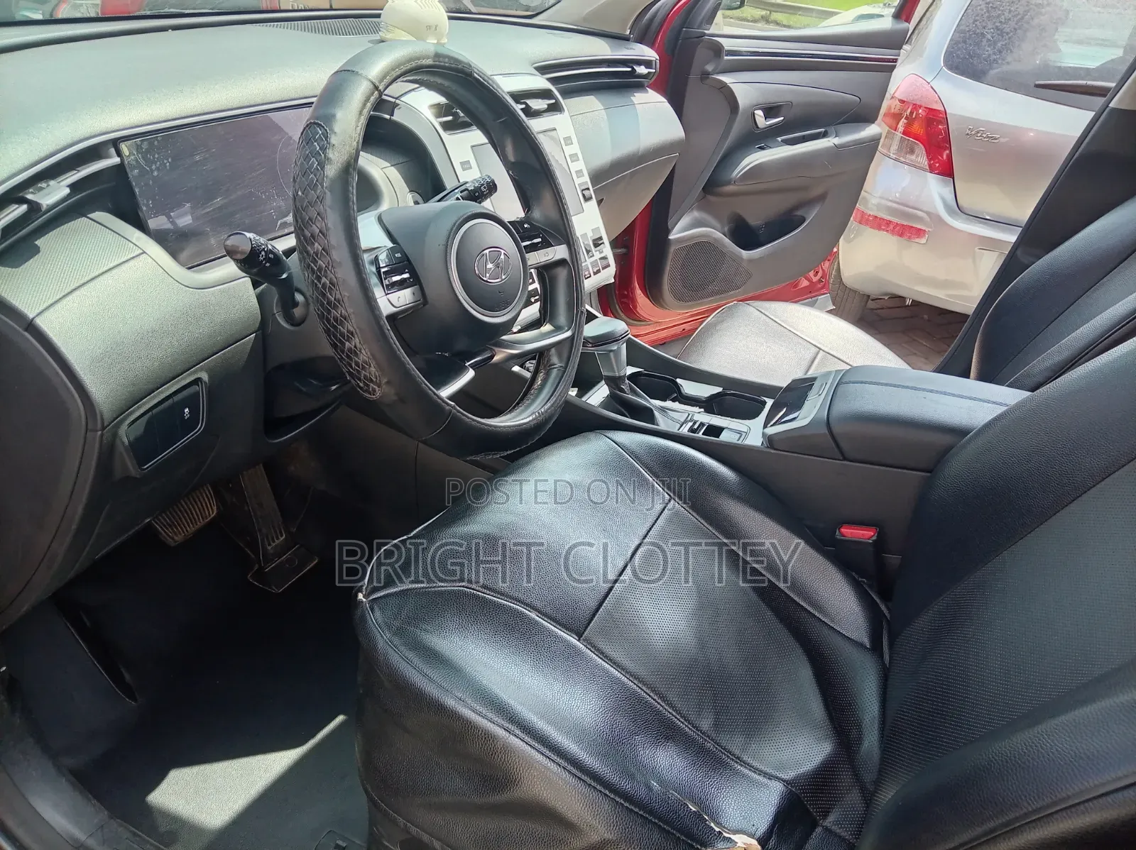 Hyundai Tucson 2022 Red