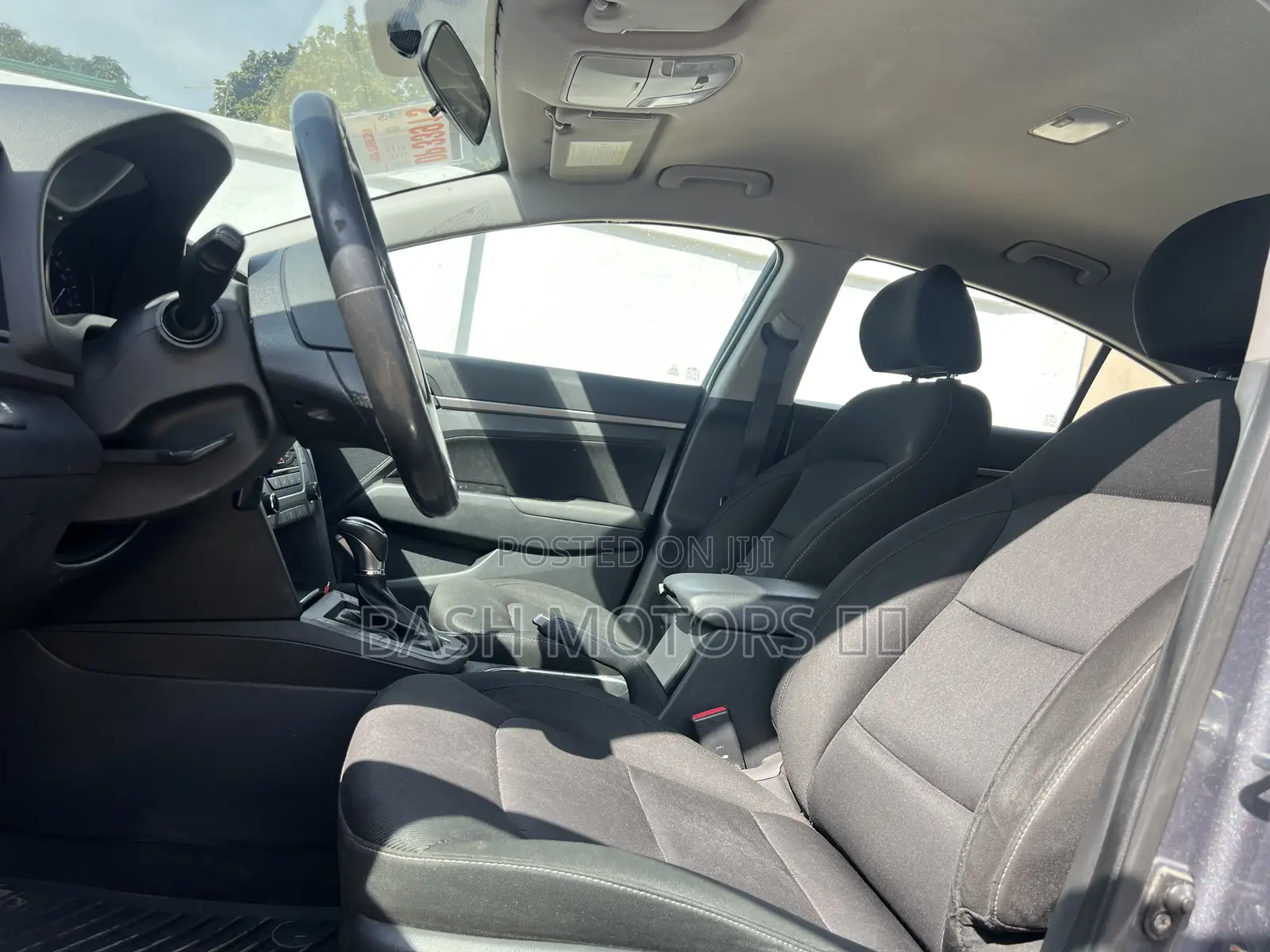 Hyundai Elantra SE 2018 Gray