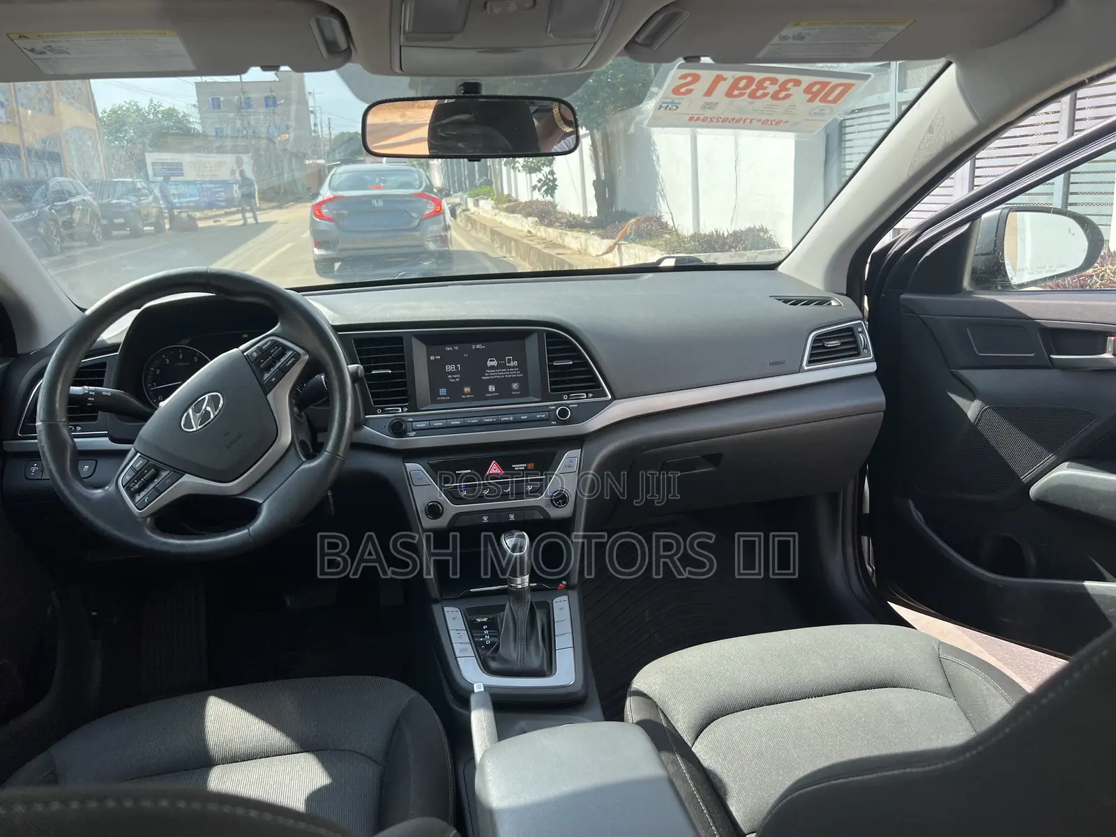 Hyundai Elantra SE 2018 Gray