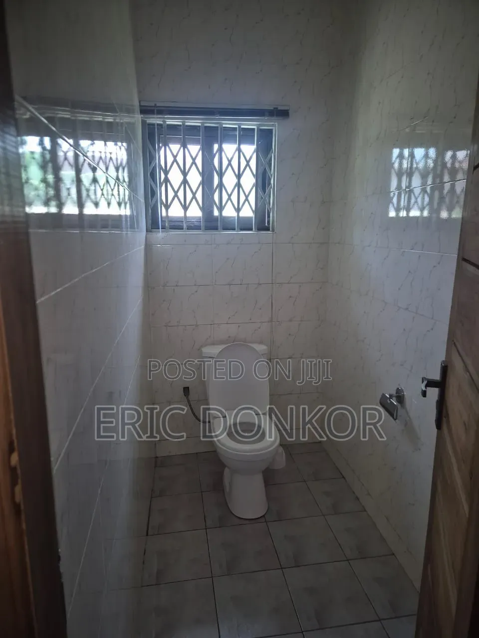 3bdrm Duplex in Achimota, School Area for rent