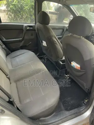 Hyundai Elantra GLS 1996 Silver