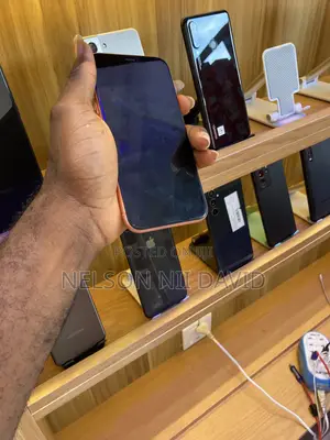Apple iPhone XR 128 GB Orange