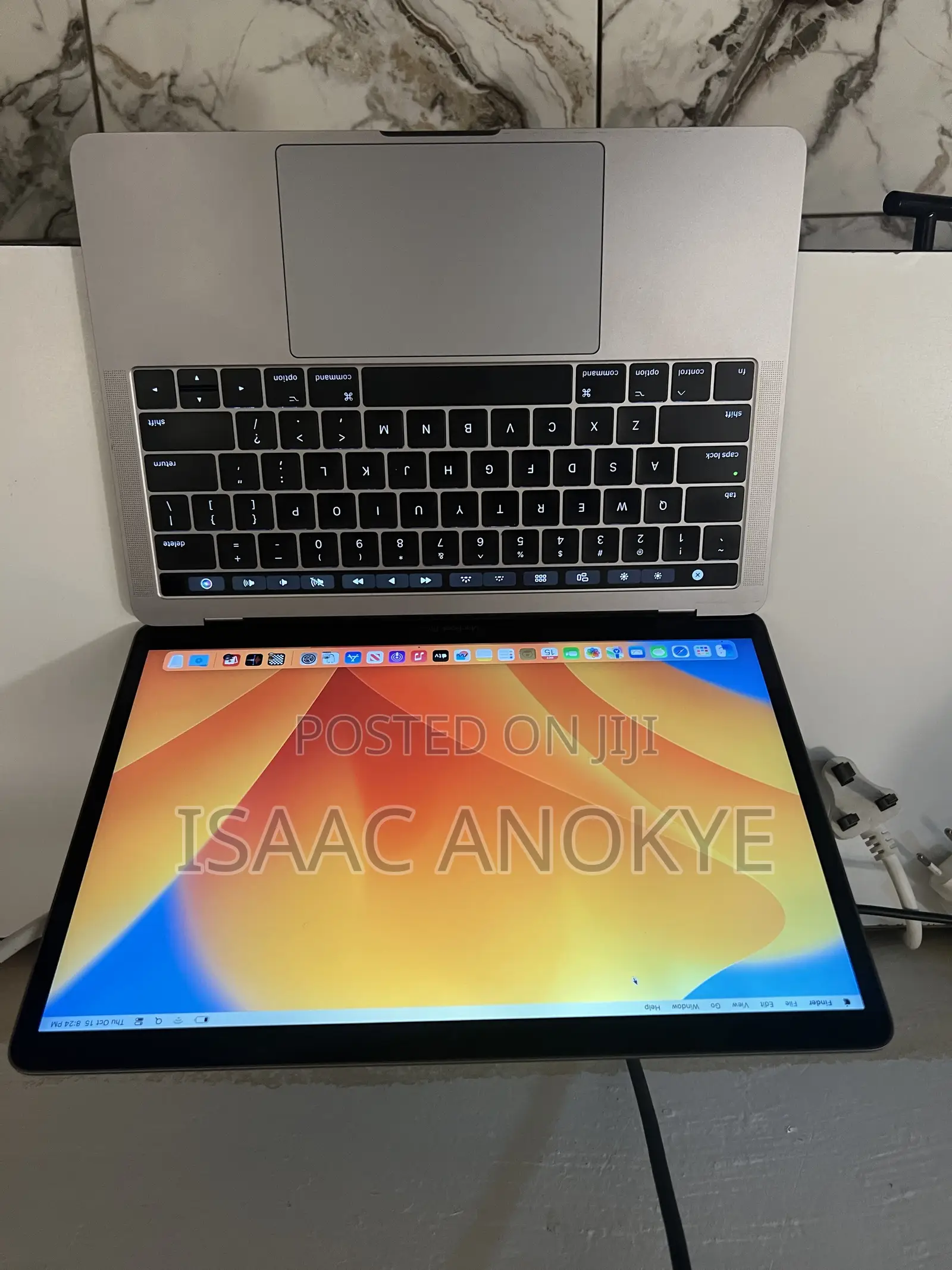 New Laptop Apple MacBook Pro 2017 8GB Intel Core i5 SSD 256GB