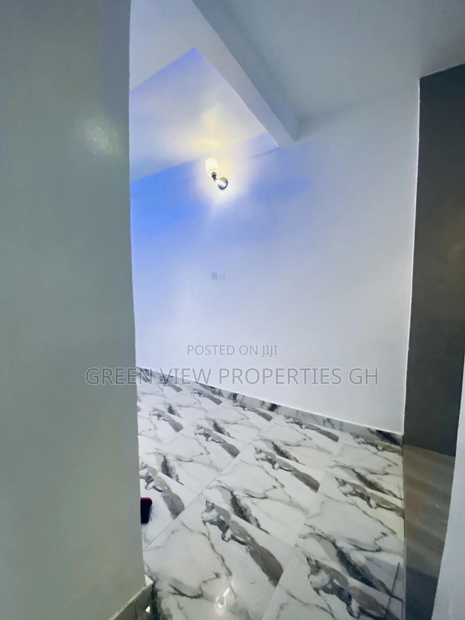 1bdrm Room & Parlour in West Hills Mall Area for rent