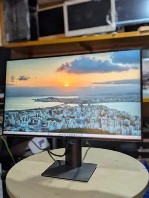 Dell U2719D UltraSharp 27" QHD Monitor (2560 X 1440), 60Hz, IPS,