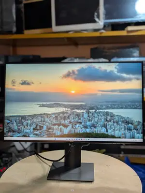 Dell U2719D UltraSharp 27" QHD Monitor (2560 X 1440), 60Hz, IPS,