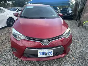 Toyota Corolla 2016 Red