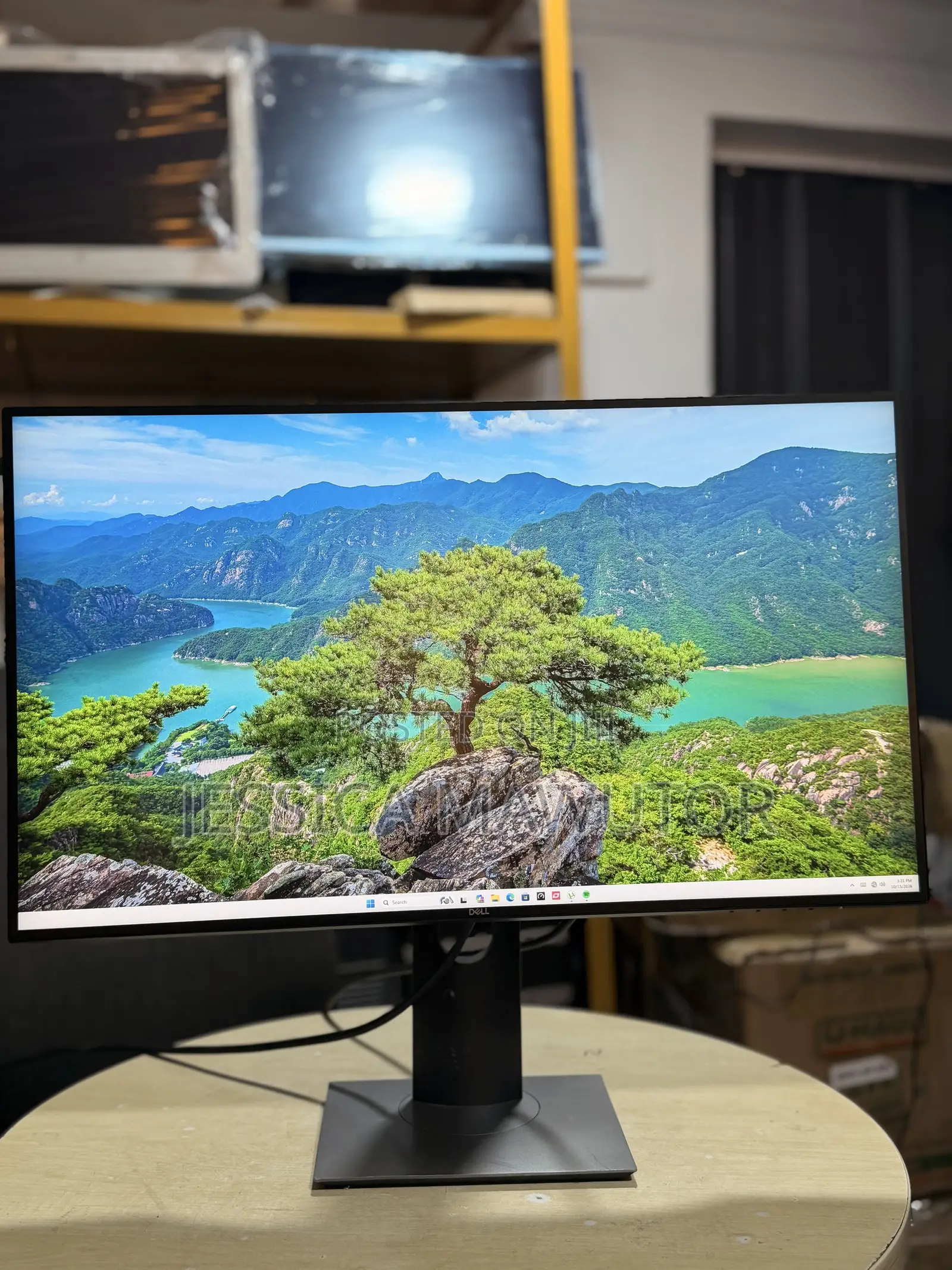 Dell U2719D