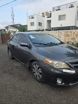 Toyota Corolla 2010 Black