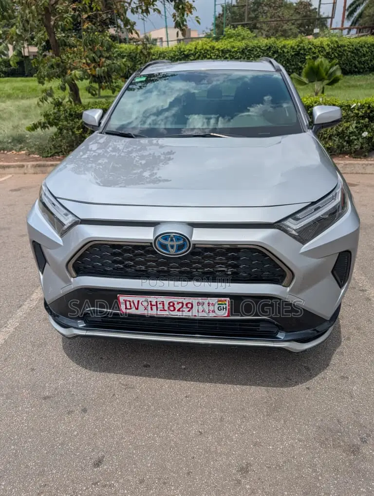 Toyota RAV4 Prime SE AWD 2024 Silver