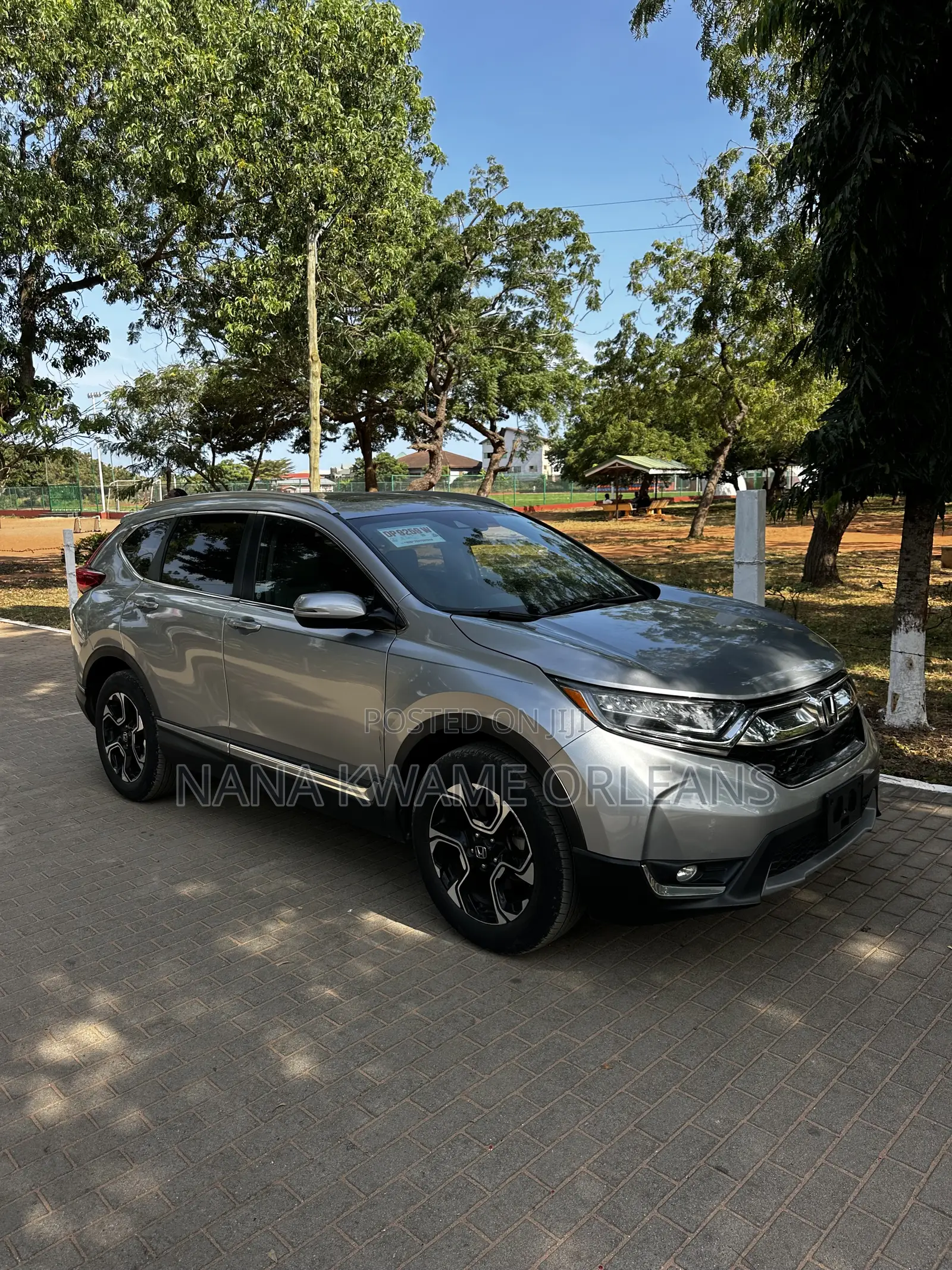 Honda CR-V Touring AWD 2018 Gray