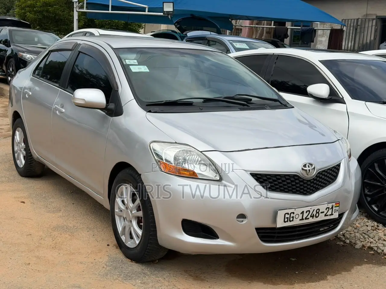 Toyota Belta 2010 Silver