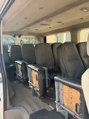 Nissan Caravan (Urvan) 2016 White