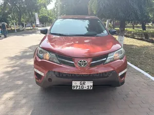 Toyota RAV4 2014 Red