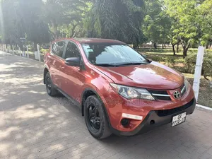 Toyota RAV4 2014 Red