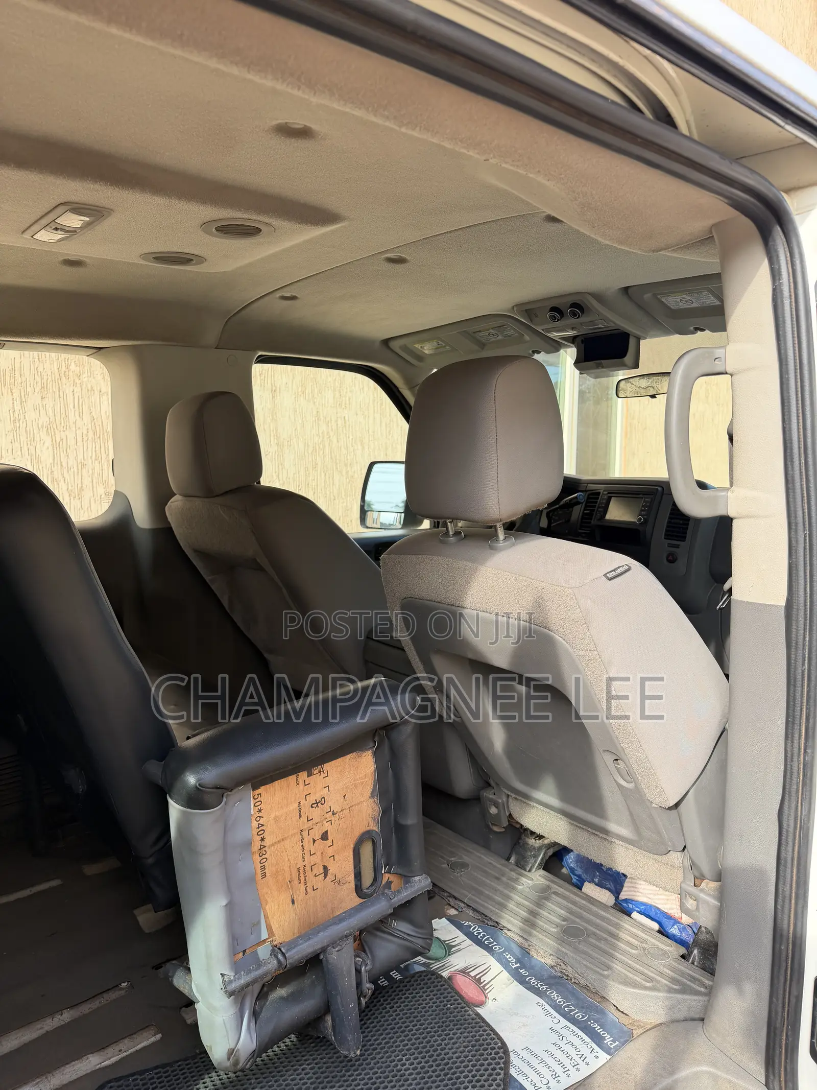 Nissan Caravan (Urvan) 2016 White