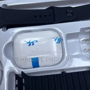 Smart Watch & Earbuds 2 in 1