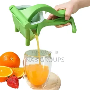 Plastic Lemon / Fruit Squeezer