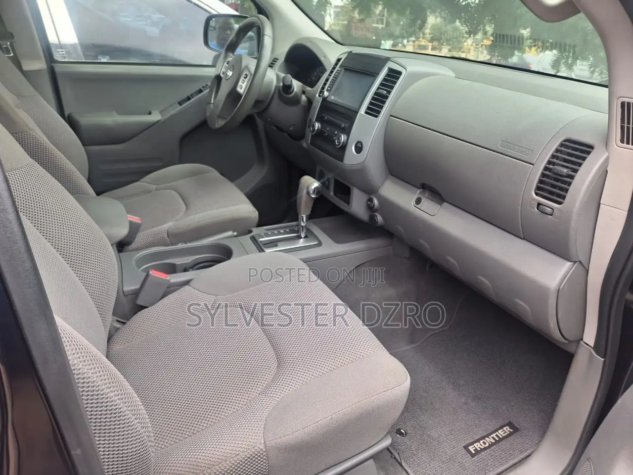 Nissan Frontier 2019 Blue