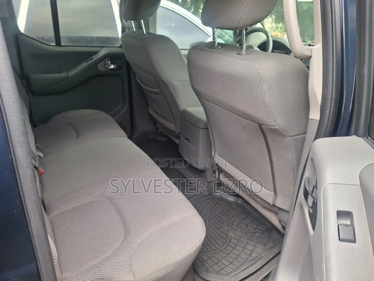 Nissan Frontier 2019 Blue