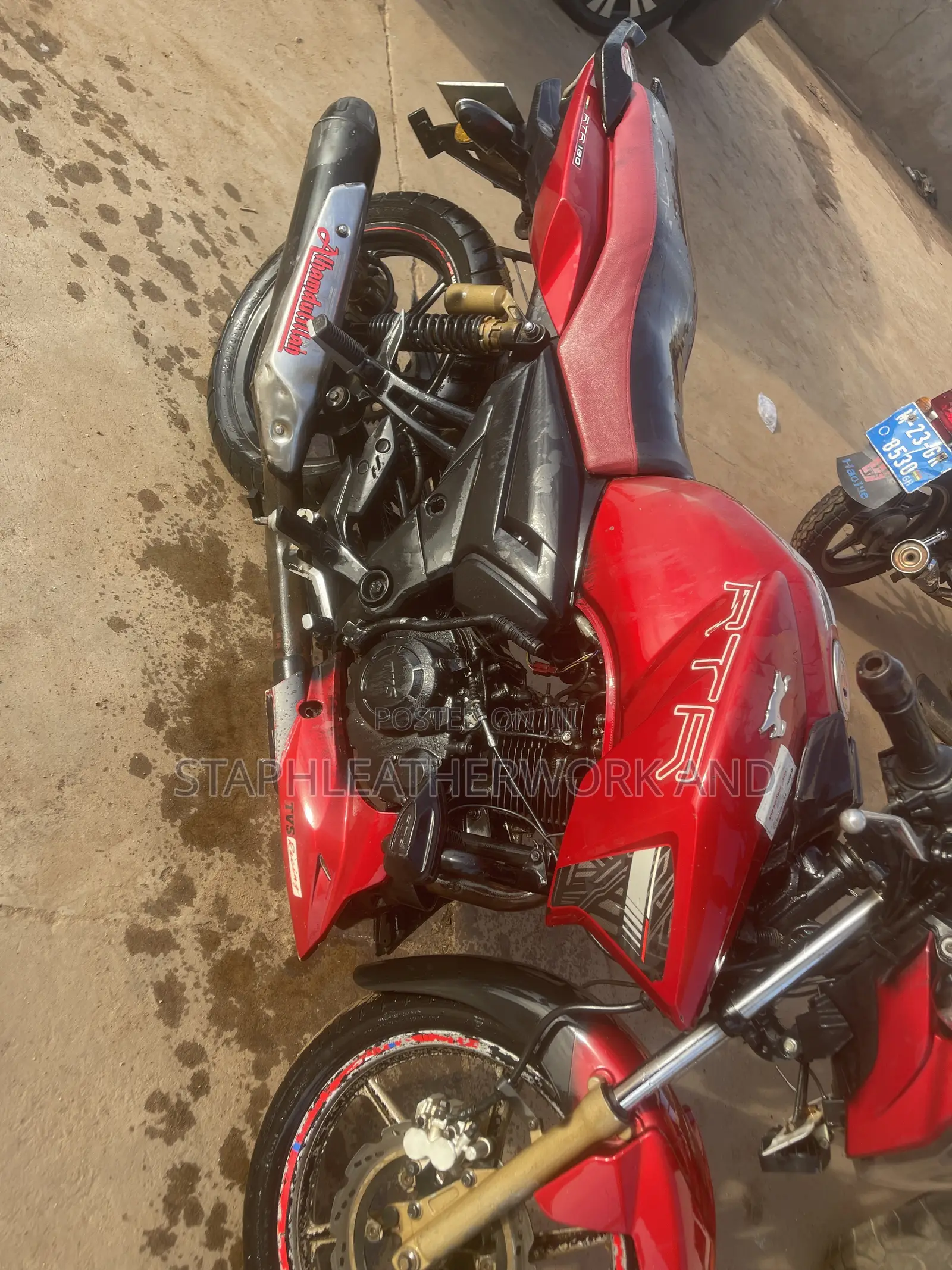 TVS Apache 180 RTR 2021 Red