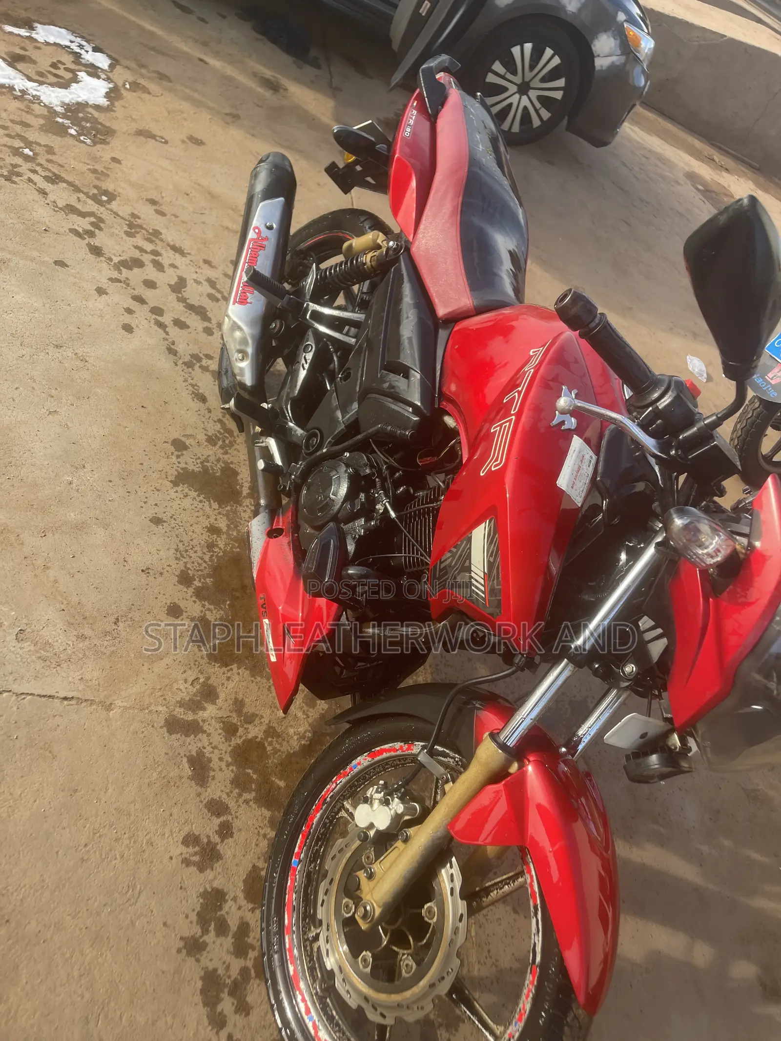 TVS Apache 180 RTR 2021 Red