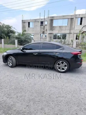Hyundai Avante 2015 Black